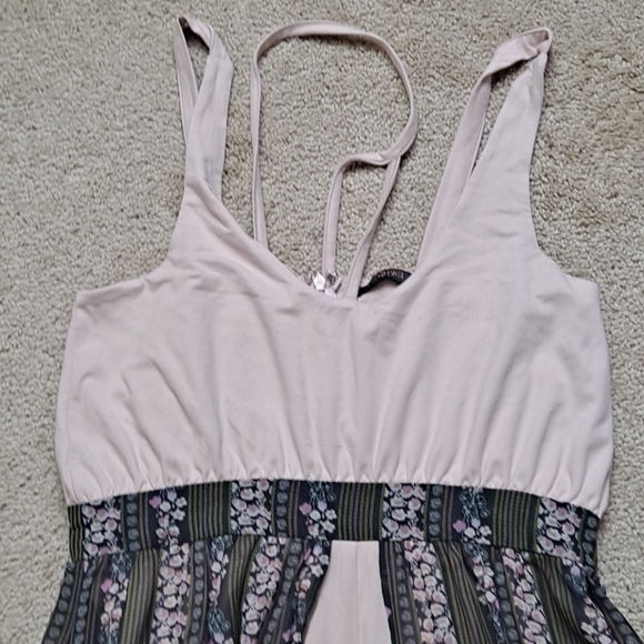 Pre-loved Love First Sight Floral Beige Jumpsuit - Picture 5 of 11